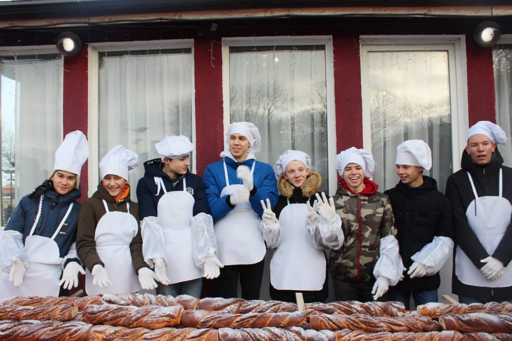 Управление образования- Волонтеры Кранцевского пирога3.jpg
